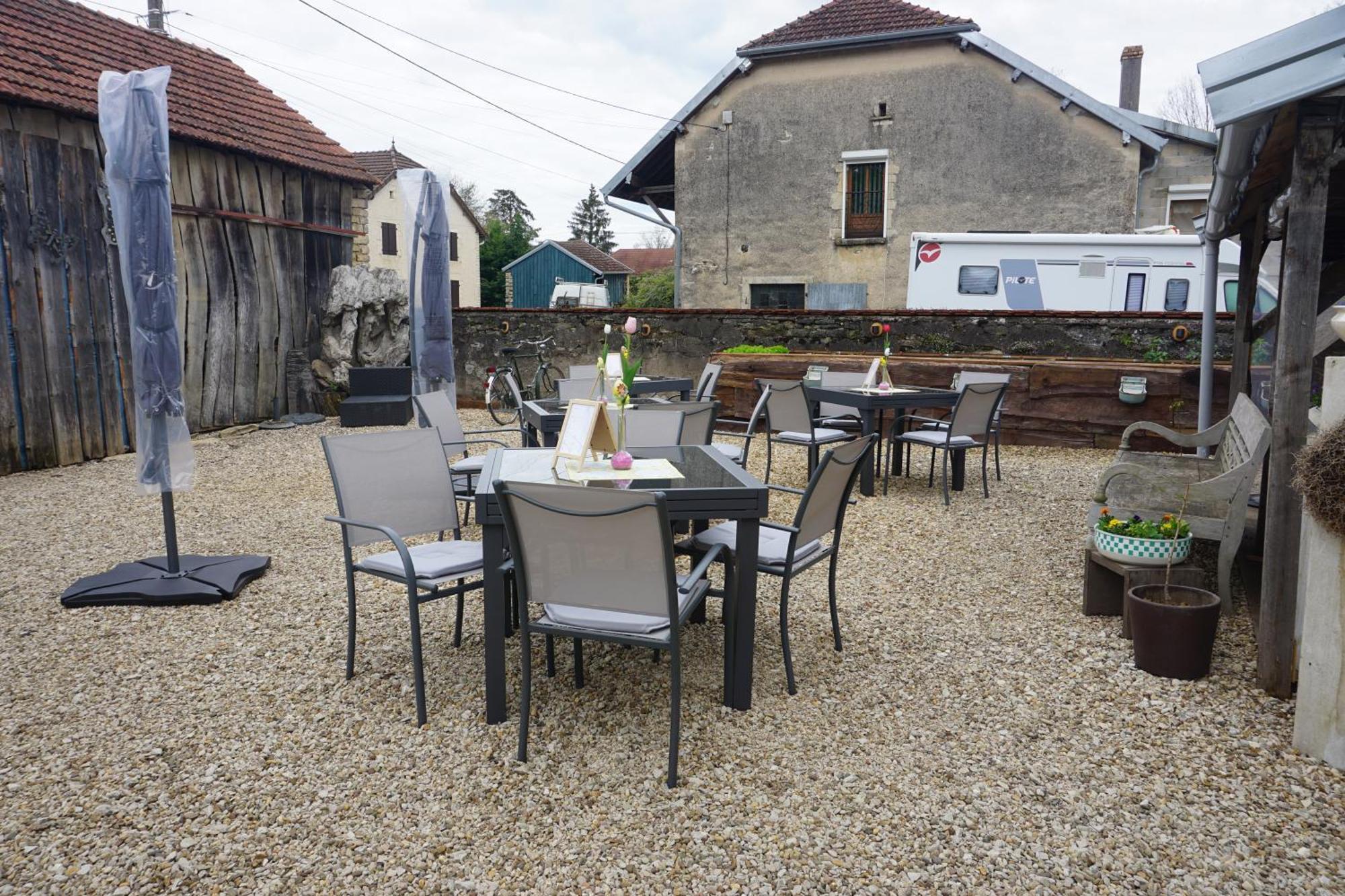Chambre D'Hotes Juste-Confortable Fleurey-les-Lavoncourt Exterior photo